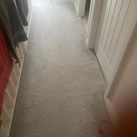 ホームステイ Gauting Road